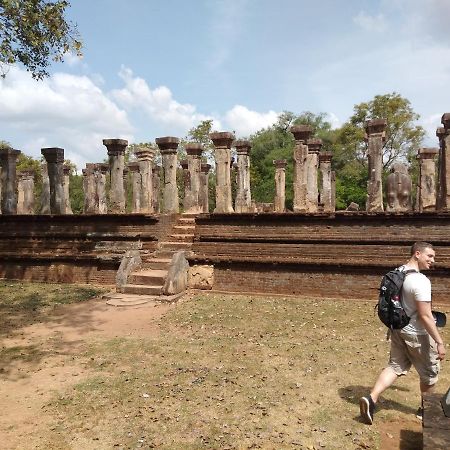 Inn On The Rock Daambulla دامبولا المظهر الخارجي الصورة