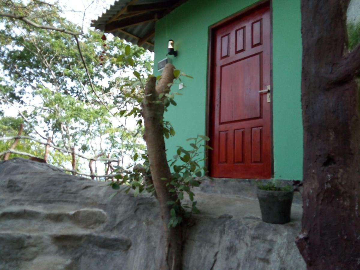 Inn On The Rock Daambulla دامبولا المظهر الخارجي الصورة